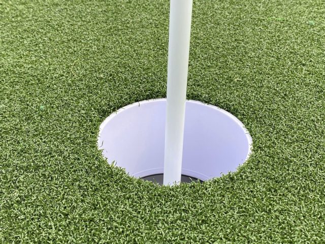 Artificial Grass Coventry, golf putting green.